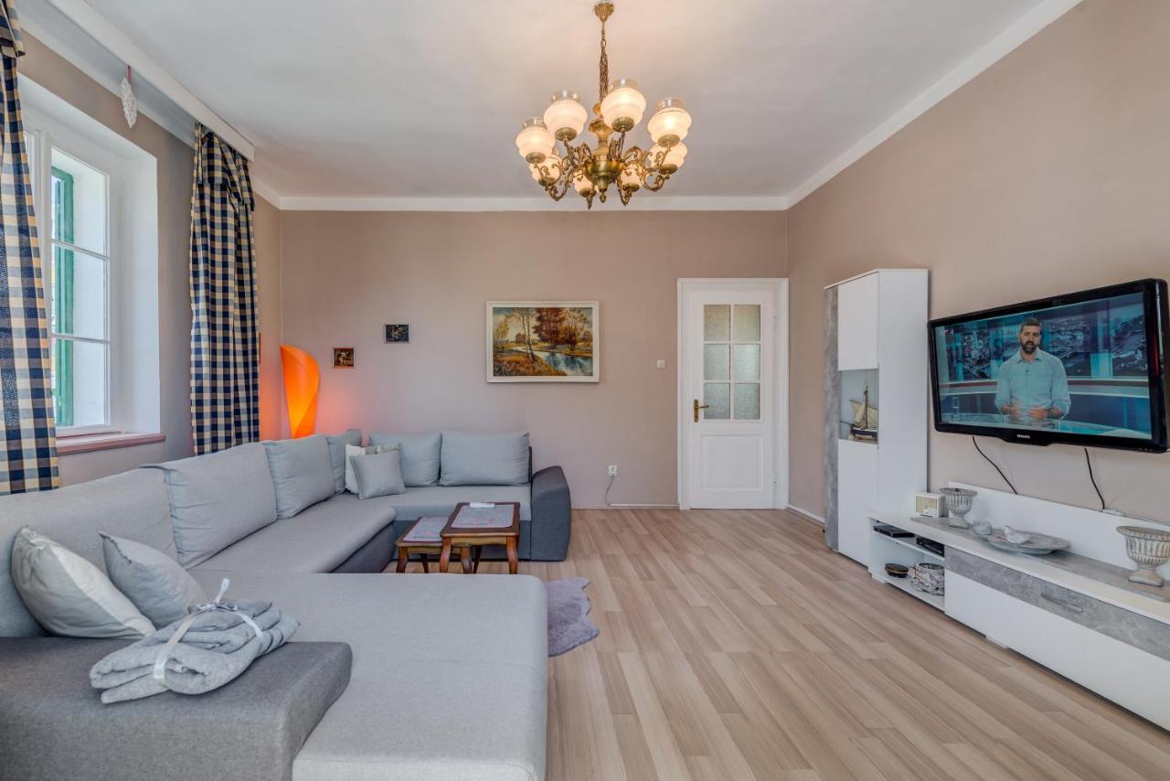Apartment Pape Split Extérieur photo