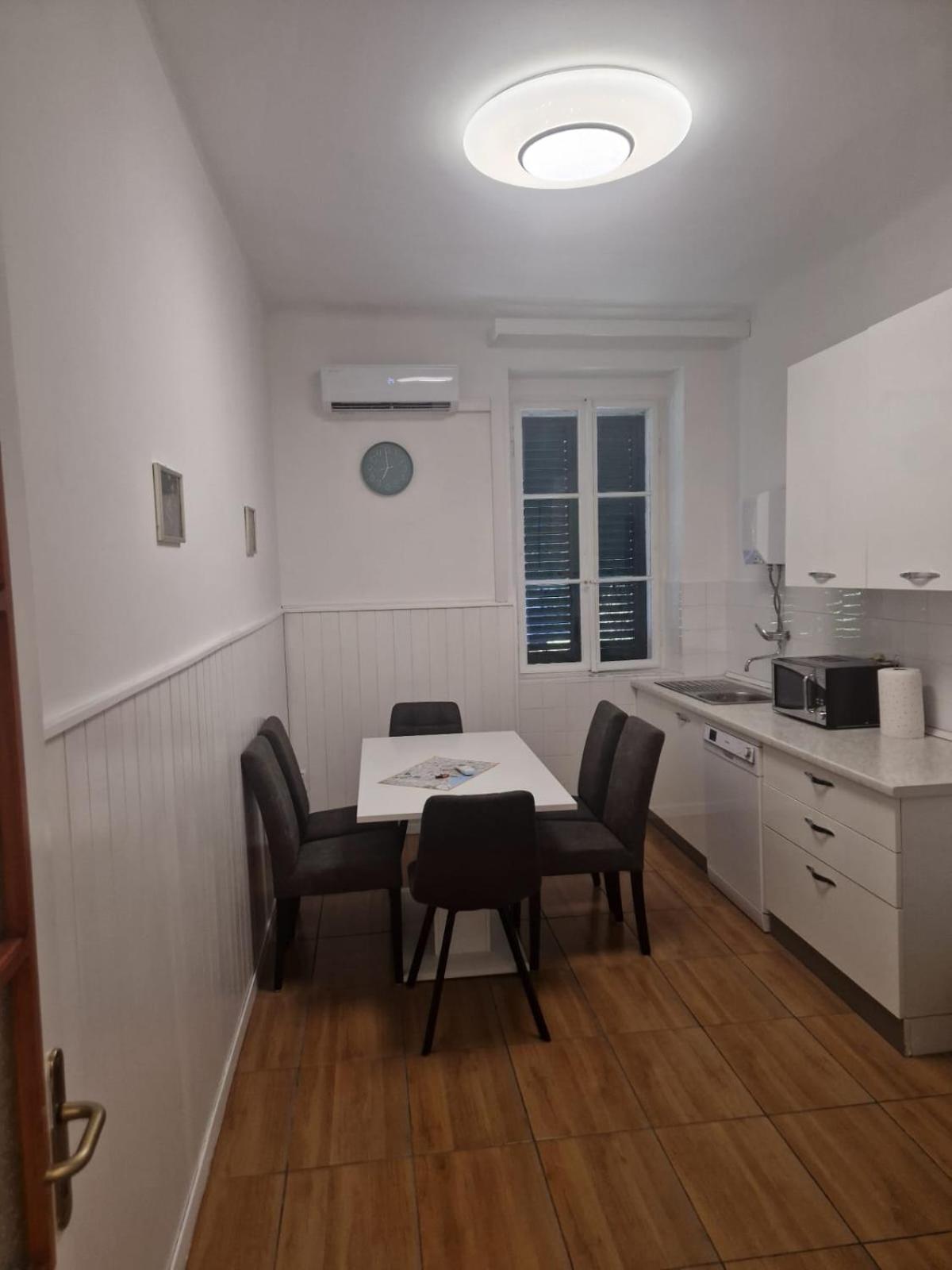 Apartment Pape Split Extérieur photo